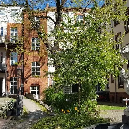 Gaestewohnung Cottbuser City Buitenkant foto